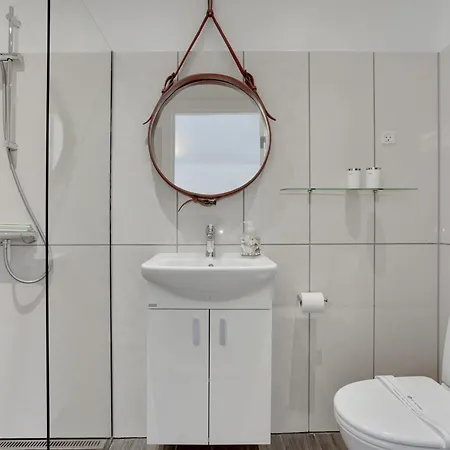 Odeta - 100m From The Sea By Interhome *